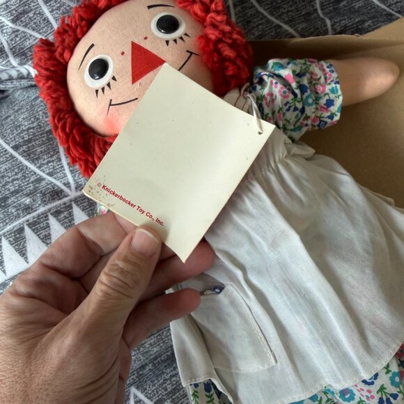 Vintage Raggedy Ann Doll in Original Box + Classic Raggedy Ann Storybook Collect - Picture 5 of 12